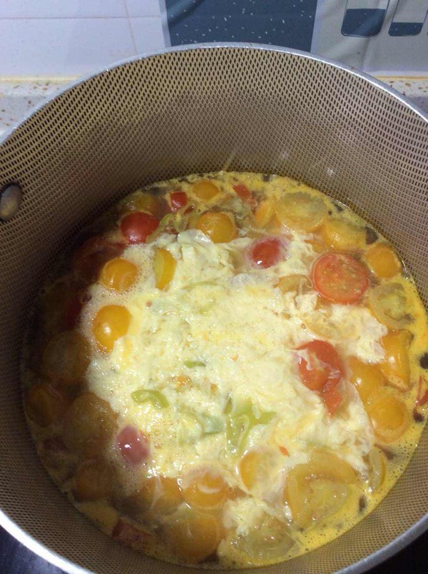 Cherry Tomatoes and Egg Soup recipe