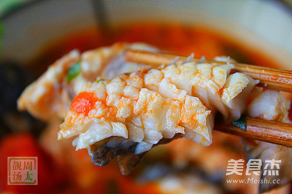 Tomato Frozen Tofu and Bamboo Shell Fish Soup recipe