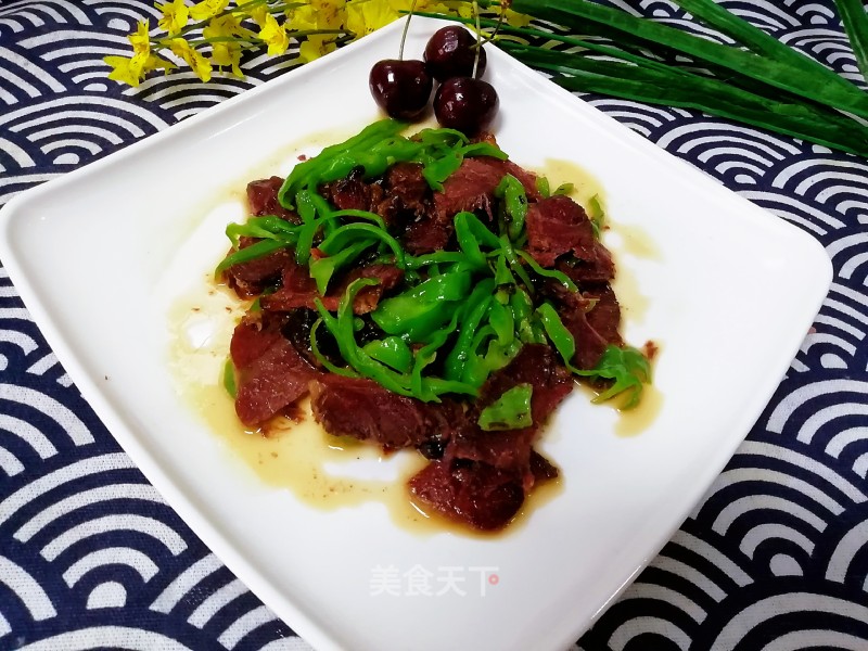 Stir-fried Beef with Green Pepper recipe