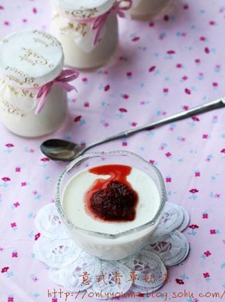 Italian Vanilla Panna Cotta recipe