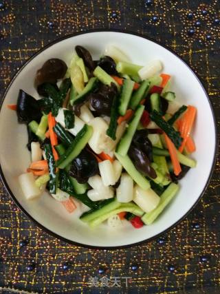 Cucumber with Lotus Root Strips recipe