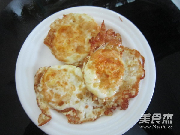 Fried Udon with Three Shredded Shrimp recipe