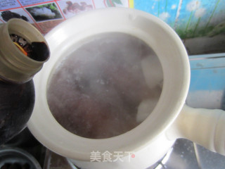 Chestnut and Red Dates Hoof Soup recipe