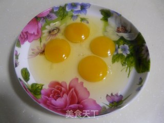 Scrambled Eggs with Loofah recipe