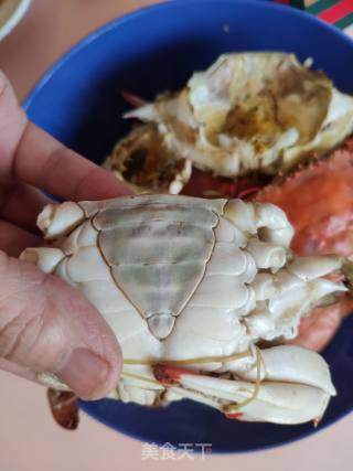 Steamed Flying Crab with Seafood recipe