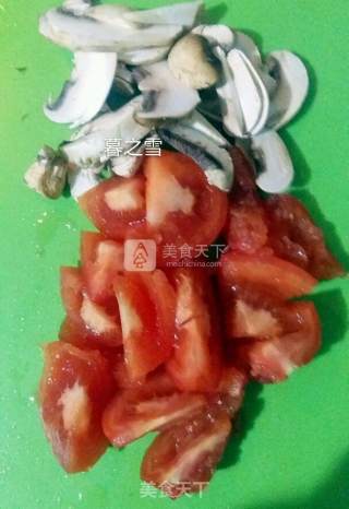 Tomato and Mushroom Egg Drop Soup recipe