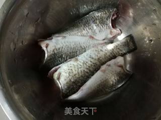 Fried Crucian Carp recipe