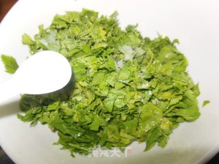 Celery Leaf Sea Oyster Pancakes-a Good Choice for Zinc Supplementation for Babies recipe