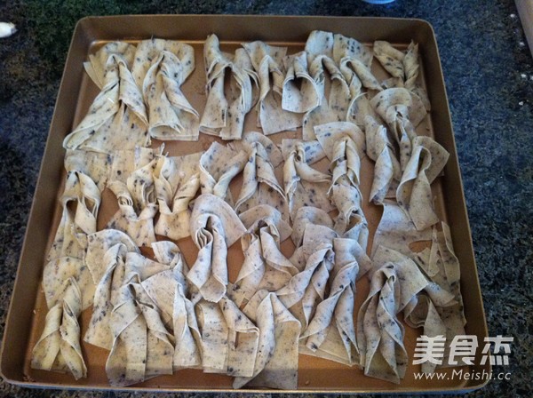 Fried Hemp Leaves recipe