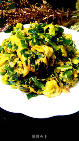 Scrambled Eggs with Leek recipe