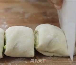 New Year’s Staple Food is Still Eating Original Steamed Buns that Have Remained Unchanged for Thousands of Years? Teach You A New Way to Eat Noodles [five Zhenfen Scallion Rolls], Everything in One Roll, All Blooming, Soft and Nourishing Stomach, Hospitality Has Noodles and Warm Heart! recipe