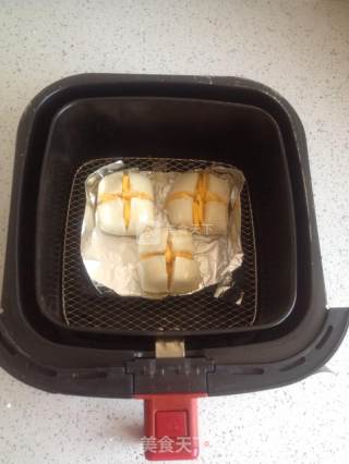 Crispy Cheese and Milk-flavored Small Buns recipe