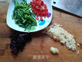 Stir-fried Tripe with Leek Flower recipe