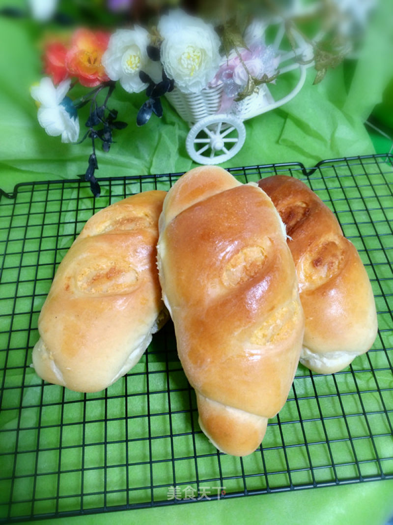 Coconut Bread Roll recipe