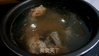 Spicy Braised Pig's Trotters in Brine Production recipe