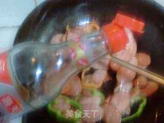 Stir-fried Sausage with Double Pepper recipe
