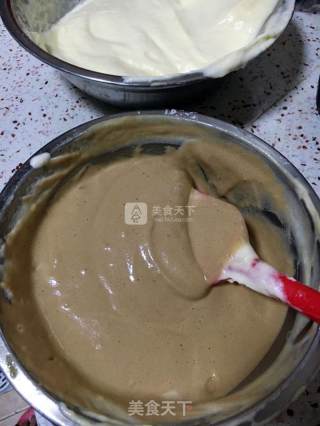 Chocolate Two-color Cake recipe