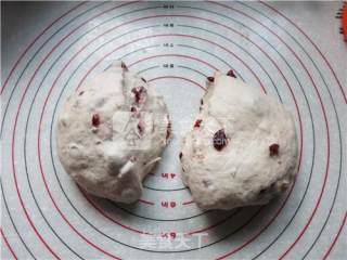 #aca烤明星大赛#natural Yeast Walnut Cranberry Soft European Buns recipe