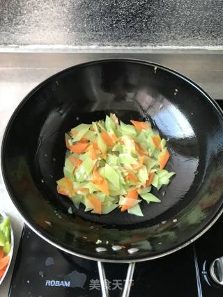 Vegetarian Fried Lettuce recipe