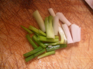 Stir-fried Pork with Bitter Bamboo Shoots recipe