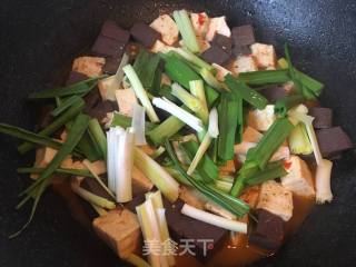 Lamb Blood Stir-fried Tofu recipe