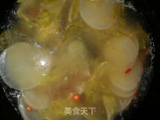 Pickled Cabbage Fish in Golden Soup recipe