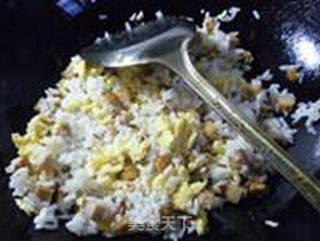 Sweet Not Spicy Egg Fried Rice recipe