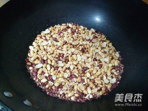 Light Cream Original Peanut Nougat recipe