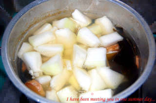 Low-fat Diet Menu of Kelp, Winter Melon and Snail Slice Soup recipe