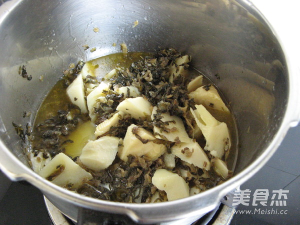 Winter Vegetable Singeing Bamboo Shoots recipe