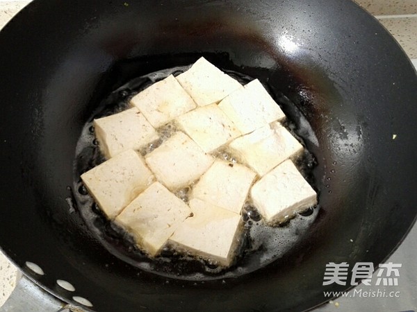 Crispy Tofu in Tomato Sauce recipe