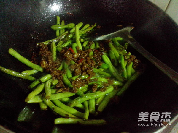 String Beans with Minced Meat recipe