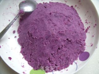 Purple Sweet Potato Nut Balls that Make Babies Eat Smarter and Smarter recipe