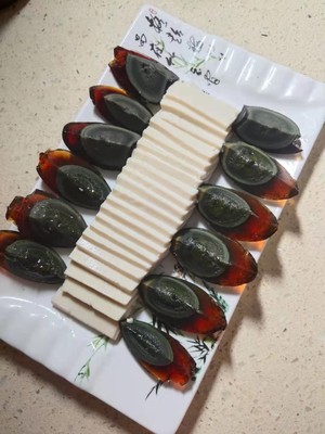 Chinese New Year Refreshing Side Dishes-tofu with Preserved Egg (pd061) recipe