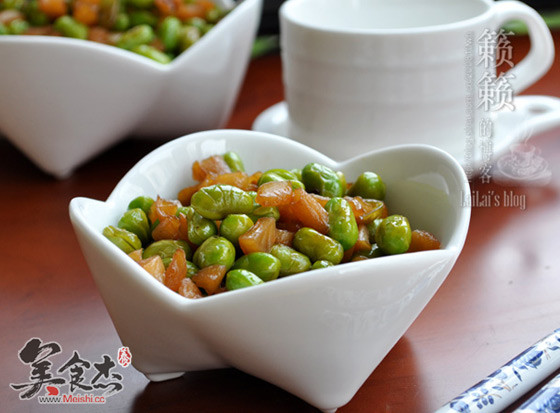 Fried Edamame with Dried Radish recipe