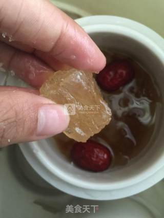 Peach Gum White Fungus Soup recipe