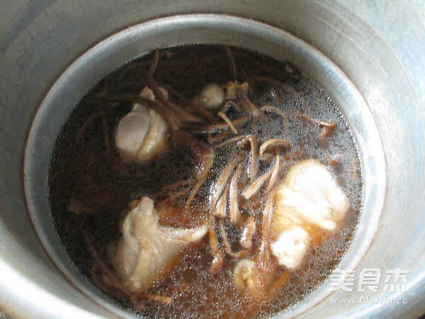 Chicken Drumstick Soup with Tea Tree Mushroom recipe