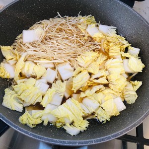 Reduced Fat Cabbage and Enoki Mushroom Tofu Soup recipe