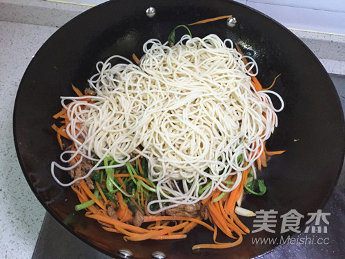 Three Fresh Fried Noodles recipe
