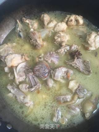 Fragrant Hen Soup recipe