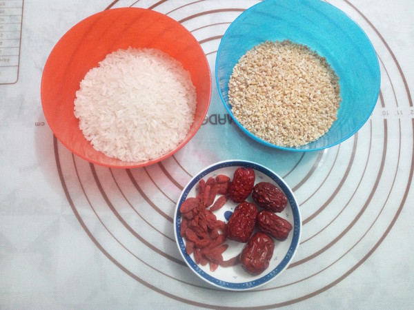 Gouqi Red Date Oatmeal recipe