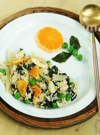 Assorted Fried Rice with Seaweed and Vegetables recipe