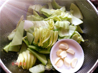 Beef Tendon Balls Stewed with Mustard Head recipe