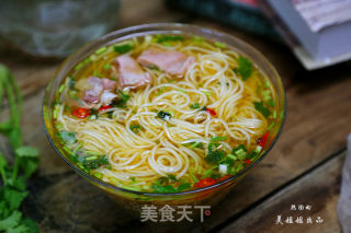 Hot Noodle Soup in Food Festival-----a Bowl of Hot Noodle Soup in Autumn and Winter to Warm Your Stomach recipe