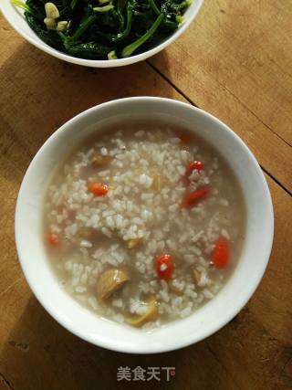 Chinese Wolfberry Porridge with Chestnuts recipe