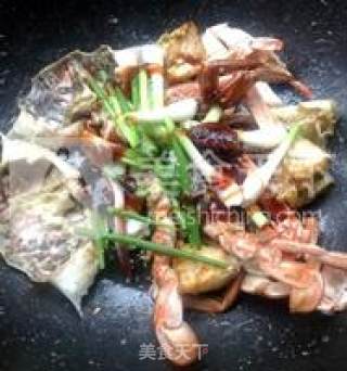 Childhood Taste-fried Crab with Ginger and Spring Onion recipe