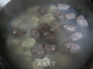 Garland Chrysanthemum Dumplings recipe