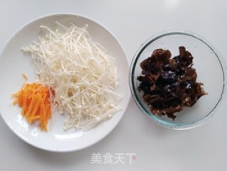 Enoki Mushroom Mixed with Black Fungus recipe