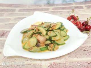 Fried Cucumber with Sliced Pork recipe