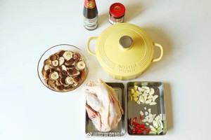 Beiding Cast Iron Pot Recipe｜eating Chicken for Chinese New Year, Good Luck! Let's Have A Pot of Delicious Mushroom Stewed Chicken~ recipe